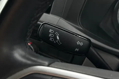 DG74CYV Volkswagen Transporter 2.0 TDI 110 Highline Van Thumbnail #43