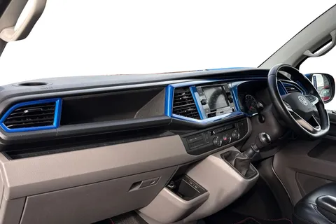 RK22UXC Volkswagen Transporter 2.0 TDI 110 Highline Camper King 4 Berth Camper Conversion Thumbnail #15