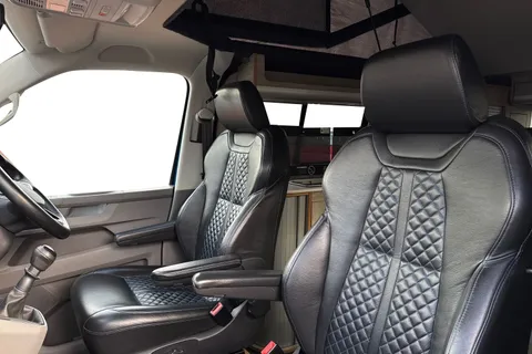 RK22UXC Volkswagen Transporter 2.0 TDI 110 Highline Camper King 4 Berth Camper Conversion Thumbnail #16