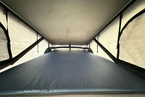 RK22UXC Volkswagen Transporter 2.0 TDI 110 Highline Camper King 4 Berth Camper Conversion Thumbnail #51