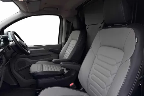 BT75MFO Volkswagen Transporter 2.0 TDI 150 Commerce Pro Van Automatic Thumbnail #10