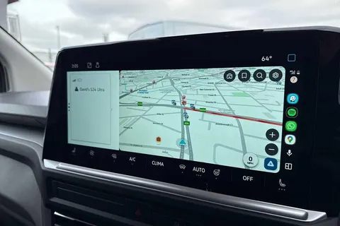 BT75MFO Volkswagen Transporter 2.0 TDI 150 Commerce Pro Van Automatic Thumbnail #11