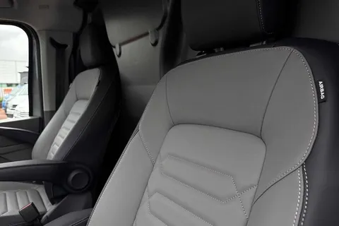 BG75UOL Volkswagen Transporter 2.0 TDI 110 Commerce Pro Van-2 Seats Thumbnail #13