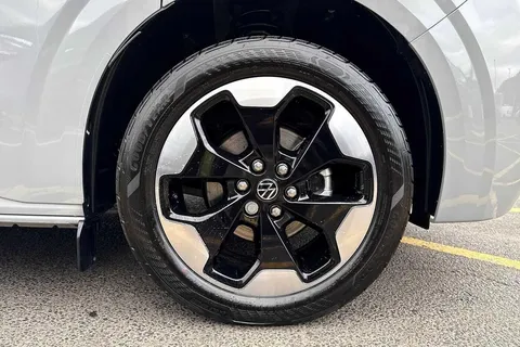 BT75MFO Volkswagen Transporter 2.0 TDI 150 Commerce Pro Van Automatic Thumbnail #23