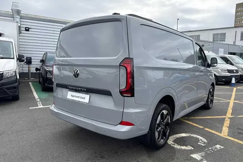 BT75MFO Volkswagen Transporter 2.0 TDI 150 Commerce Pro Van Automatic Thumbnail #24