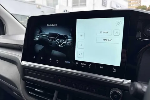 BG75UOL Volkswagen Transporter 2.0 TDI 110 Commerce Pro Van-2 Seats Thumbnail #18