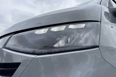 BG75UOL Volkswagen Transporter 2.0 TDI 110 Commerce Pro Van-2 Seats Thumbnail #28