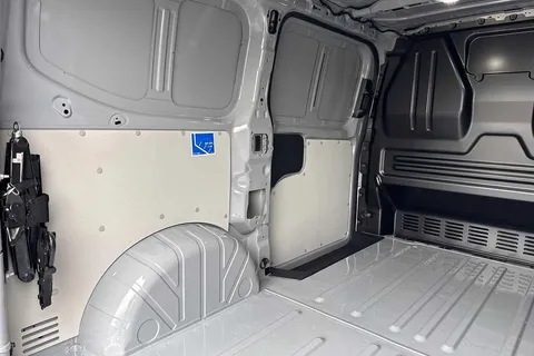 BG75UOL Volkswagen Transporter 2.0 TDI 110 Commerce Pro Van-2 Seats Thumbnail #34