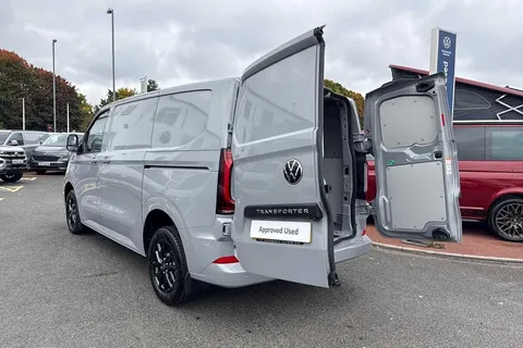 BG75UOL Volkswagen Transporter 2.0 TDI 110 Commerce Pro Van-2 Seats Thumbnail #40