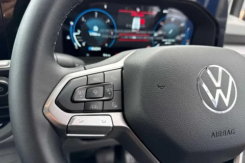 BT75MFO Volkswagen Transporter 2.0 TDI 150 Commerce Pro Van Automatic Thumbnail #48