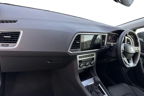 DK75VLZ SEAT Ateca 1.5 TSI EVO FR Sport DSG Euro 6 (s/s) 5dr Thumbnail #9