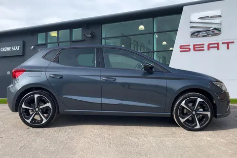 DK75VLA SEAT Ibiza 1.0 TSI FR Sport DSG Euro 6 (s/s) 5dr Thumbnail #4