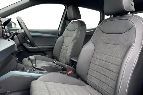 DK75VLE SEAT Arona 1.0 TSI XPERIENCE Lux DSG Euro 6 (s/s) 5dr Thumbnail #11