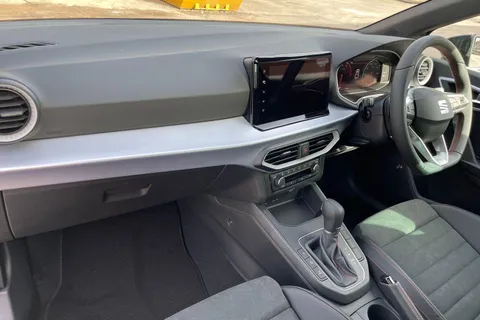 DK75VLA SEAT Ibiza 1.0 TSI FR Sport DSG Euro 6 (s/s) 5dr Thumbnail #9