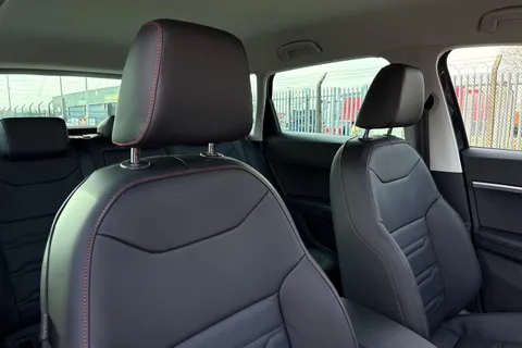 DK75VLZ SEAT Ateca 1.5 TSI EVO FR Sport DSG Euro 6 (s/s) 5dr Thumbnail #21