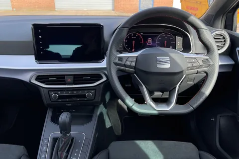 DK75VLA SEAT Ibiza 1.0 TSI FR Sport DSG Euro 6 (s/s) 5dr Thumbnail #13