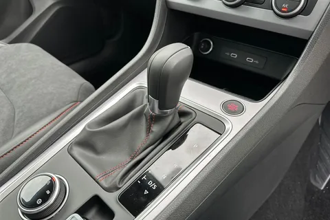 DC25GYK SEAT Ateca 1.5 TSI EVO FR DSG Euro 6 (s/s) 5dr Thumbnail #20