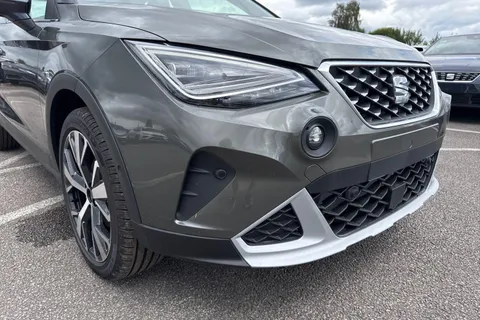 DK75VLE SEAT Arona 1.0 TSI XPERIENCE Lux DSG Euro 6 (s/s) 5dr Thumbnail #17