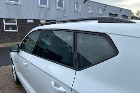 DC25GYK SEAT Ateca 1.5 TSI EVO FR DSG Euro 6 (s/s) 5dr Thumbnail #28