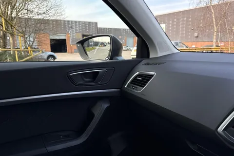 DK75VLZ SEAT Ateca 1.5 TSI EVO FR Sport DSG Euro 6 (s/s) 5dr Thumbnail #37