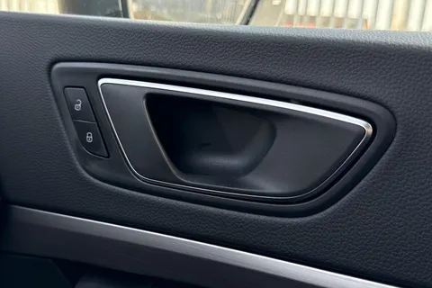 DK75VLZ SEAT Ateca 1.5 TSI EVO FR Sport DSG Euro 6 (s/s) 5dr Thumbnail #41