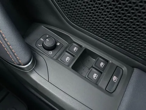 DC25RVZ CUPRA Formentor 1.5 eTSI V3 DSG Euro 6 (s/s) 5dr Thumbnail #40