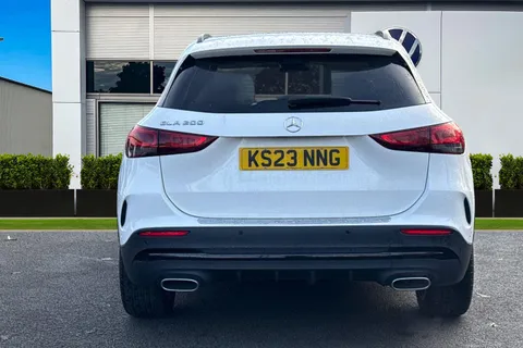 KS23NNG Mercedes-Benz Gla 1.3 GLA200 AMG Line Night Edition (Premium Plus) 7G-DCT Euro 6 (s/s) 5dr Thumbnail #4
