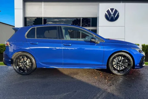 CX75RWU Volkswagen Golf 2.0 TSI 333 R Black Edition 4M DSG ⭐Leather, Sunroof, DCC, Akrapovic, Heads Thumbnail #4