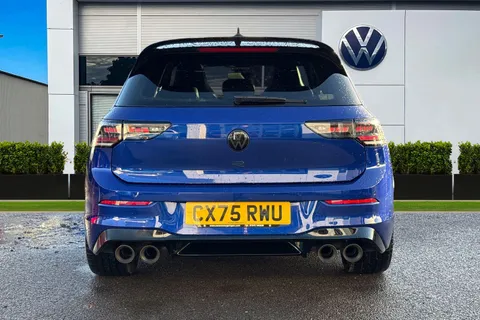 CX75RWU Volkswagen Golf 2.0 TSI 333 R Black Edition 4M DSG ⭐Leather, Sunroof, DCC, Akrapovic, Heads Thumbnail #5
