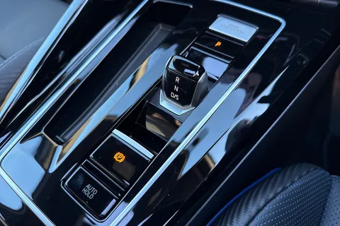 CX75RWU Volkswagen Golf 2.0 TSI 333 R Black Edition 4M DSG ⭐Leather, Sunroof, DCC, Akrapovic, Heads Thumbnail #23