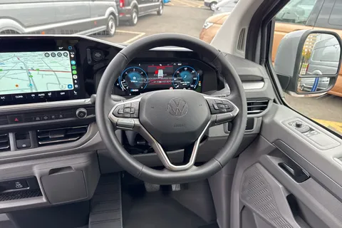 BT75XBM Volkswagen Transporter 2.0 TDI 150 Commerce Pro Van Automatic Thumbnail #17