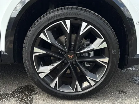 DC25FOH CUPRA Formentor 1.5 eTSI V3 DSG Euro 6 (s/s) 5dr Thumbnail #6