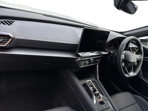 DC25FOH CUPRA Formentor 1.5 eTSI V3 DSG Euro 6 (s/s) 5dr Thumbnail #8