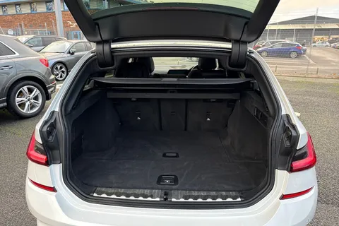 MW69OMR BMW 3 Series 3.0 M340i Touring Auto xDrive Euro 6 (s/s) 5dr Thumbnail #8