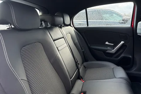 RX69WEH Mercedes-Benz A Class 1.3 A200 Sport (Premium Plus) 7G-DCT Euro 6 (s/s) 5dr Thumbnail #20