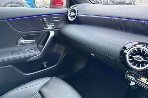 RX69WEH Mercedes-Benz A Class 1.3 A200 Sport (Premium Plus) 7G-DCT Euro 6 (s/s) 5dr Thumbnail #21