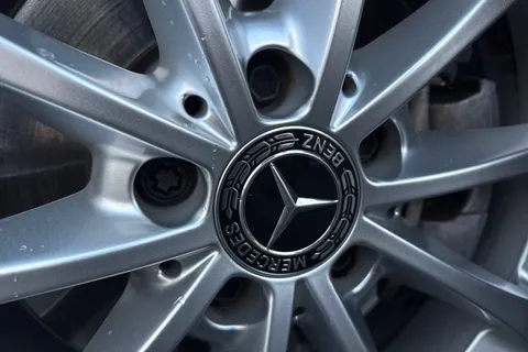 RX69WEH Mercedes-Benz A Class 1.3 A200 Sport (Premium Plus) 7G-DCT Euro 6 (s/s) 5dr Thumbnail #31