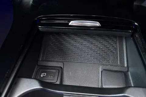 RX69WEH Mercedes-Benz A Class 1.3 A200 Sport (Premium Plus) 7G-DCT Euro 6 (s/s) 5dr Thumbnail #52