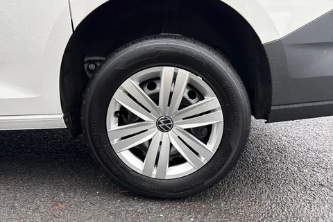 PJ75LFH Volkswagen Caddy Maxi C20 Caddy Cargo Commerce Maxi 102 PS 2.0 TDI 6sp Manual Thumbnail #12