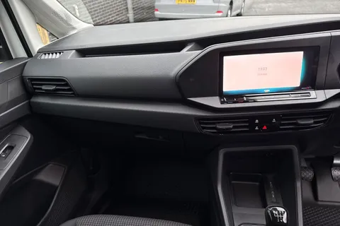 PJ75LFH Volkswagen Caddy Maxi C20 Caddy Cargo Commerce Maxi 102 PS 2.0 TDI 6sp Manual Thumbnail #20