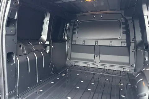 PJ75LFP Volkswagen Caddy C20 Caddy Cargo Commerce Plus SWB 122 PS 2.0 TDI 7sp DSG Thumbnail #29