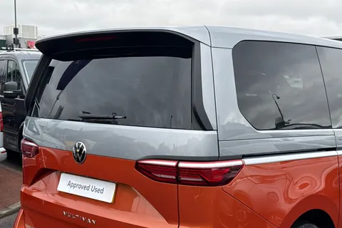 KY25RZG Volkswagen Multivan LWB 2.0 TDI 150PS Style DSG 7 Seats/Panoramic Sunroof Thumbnail #36