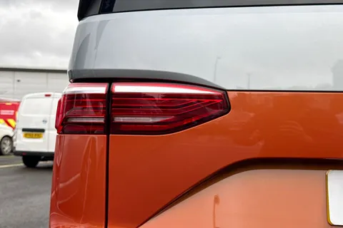 KY25RZG Volkswagen Multivan LWB 2.0 TDI 150PS Style DSG 7 Seats/Panoramic Sunroof Thumbnail #38