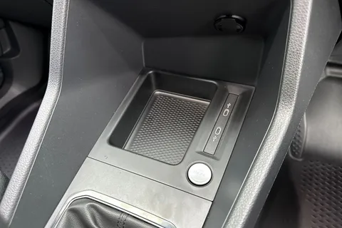 PJ75LFH Volkswagen Caddy Maxi C20 Caddy Cargo Commerce Maxi 102 PS 2.0 TDI 6sp Manual Thumbnail #35