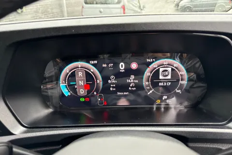 PJ75LFP Volkswagen Caddy C20 Caddy Cargo Commerce Plus SWB 122 PS 2.0 TDI 7sp DSG Thumbnail #39