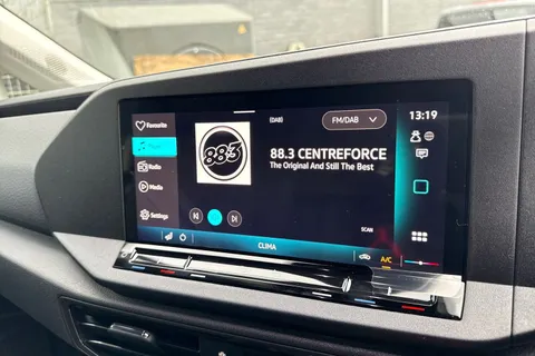 PJ75LFP Volkswagen Caddy C20 Caddy Cargo Commerce Plus SWB 122 PS 2.0 TDI 7sp DSG Thumbnail #42