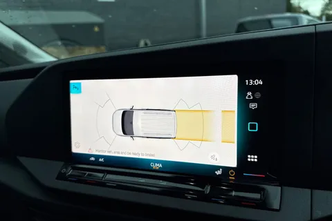 PJ75LFH Volkswagen Caddy Maxi C20 Caddy Cargo Commerce Maxi 102 PS 2.0 TDI 6sp Manual Thumbnail #41