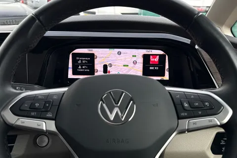 KY25RZG Volkswagen Multivan LWB 2.0 TDI 150PS Style DSG 7 Seats/Panoramic Sunroof Thumbnail #60