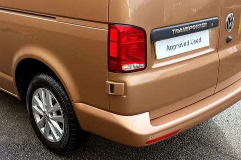VN72BNO Volkswagen Transporter 2.0 TDI 150 Highline Van Thumbnail #9