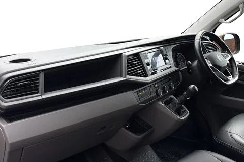 VN72BNO Volkswagen Transporter 2.0 TDI 150 Highline Van Thumbnail #16